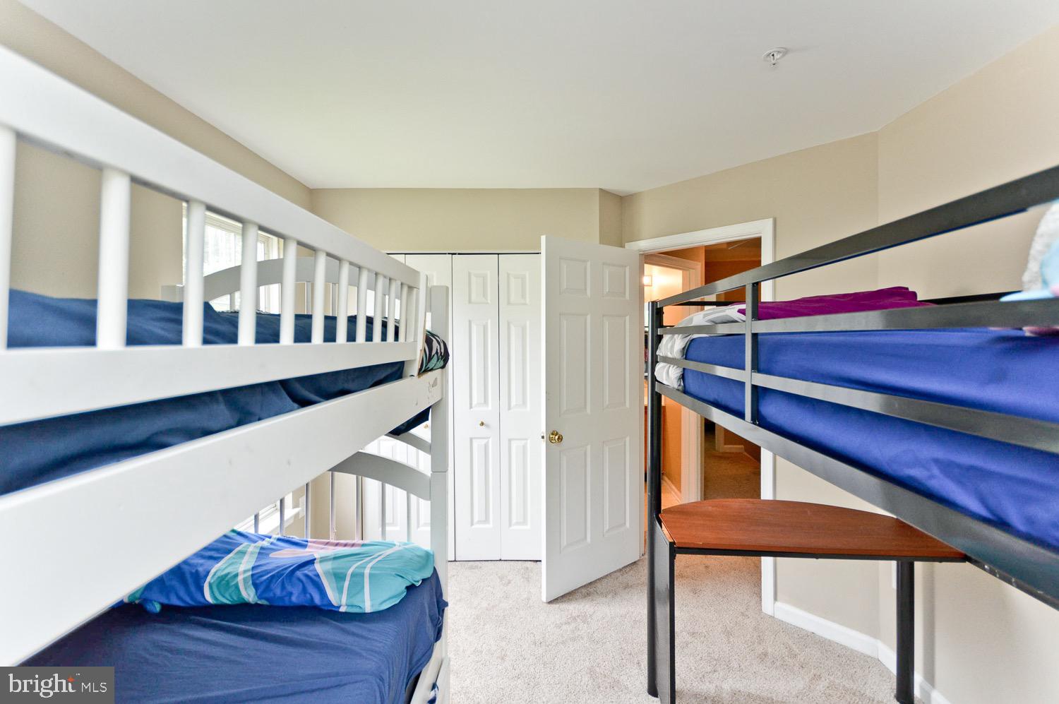 SUMMIT CREEK - Residential