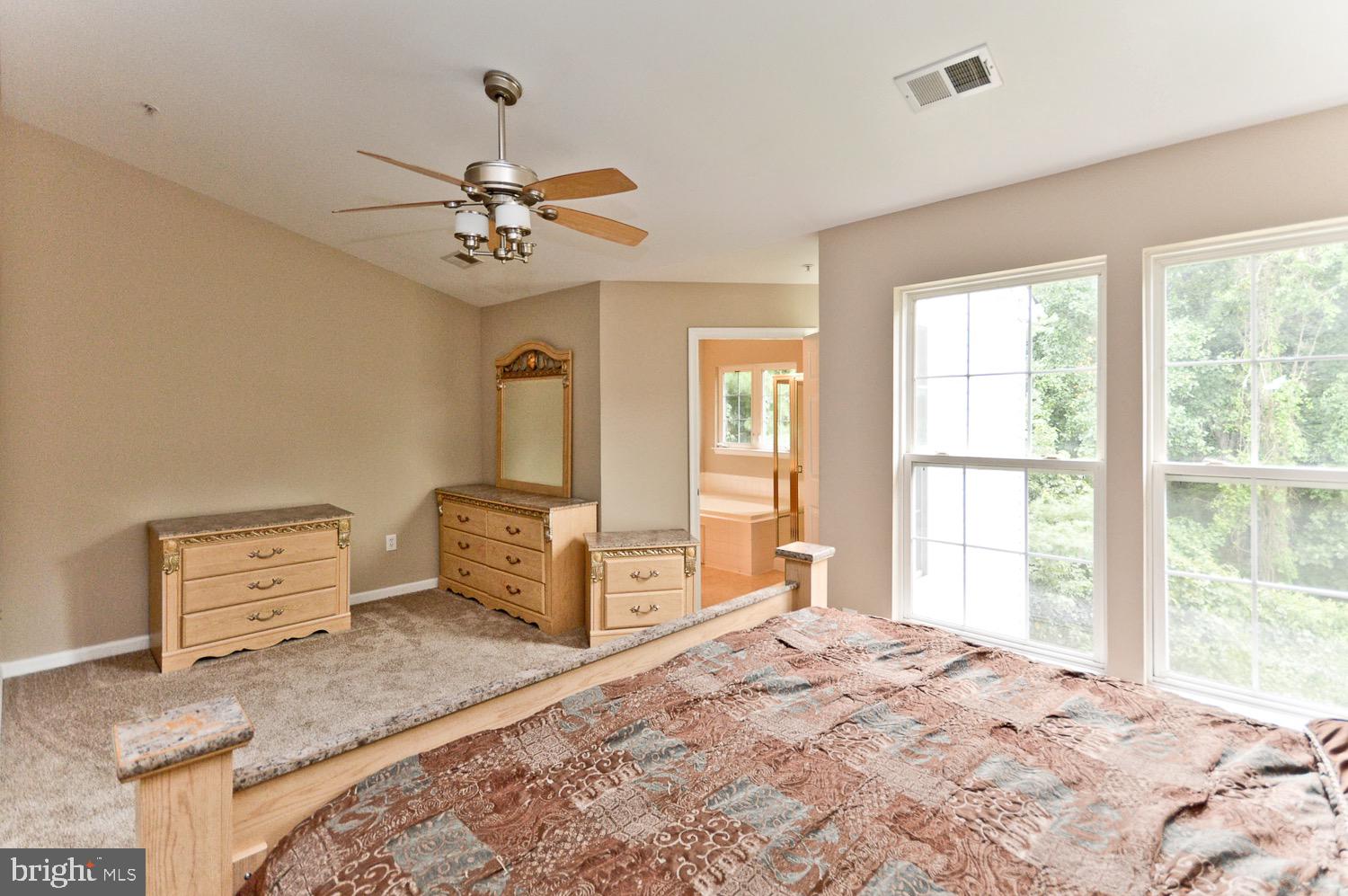 SUMMIT CREEK - Residential