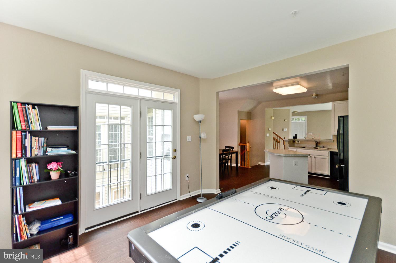 SUMMIT CREEK - Residential