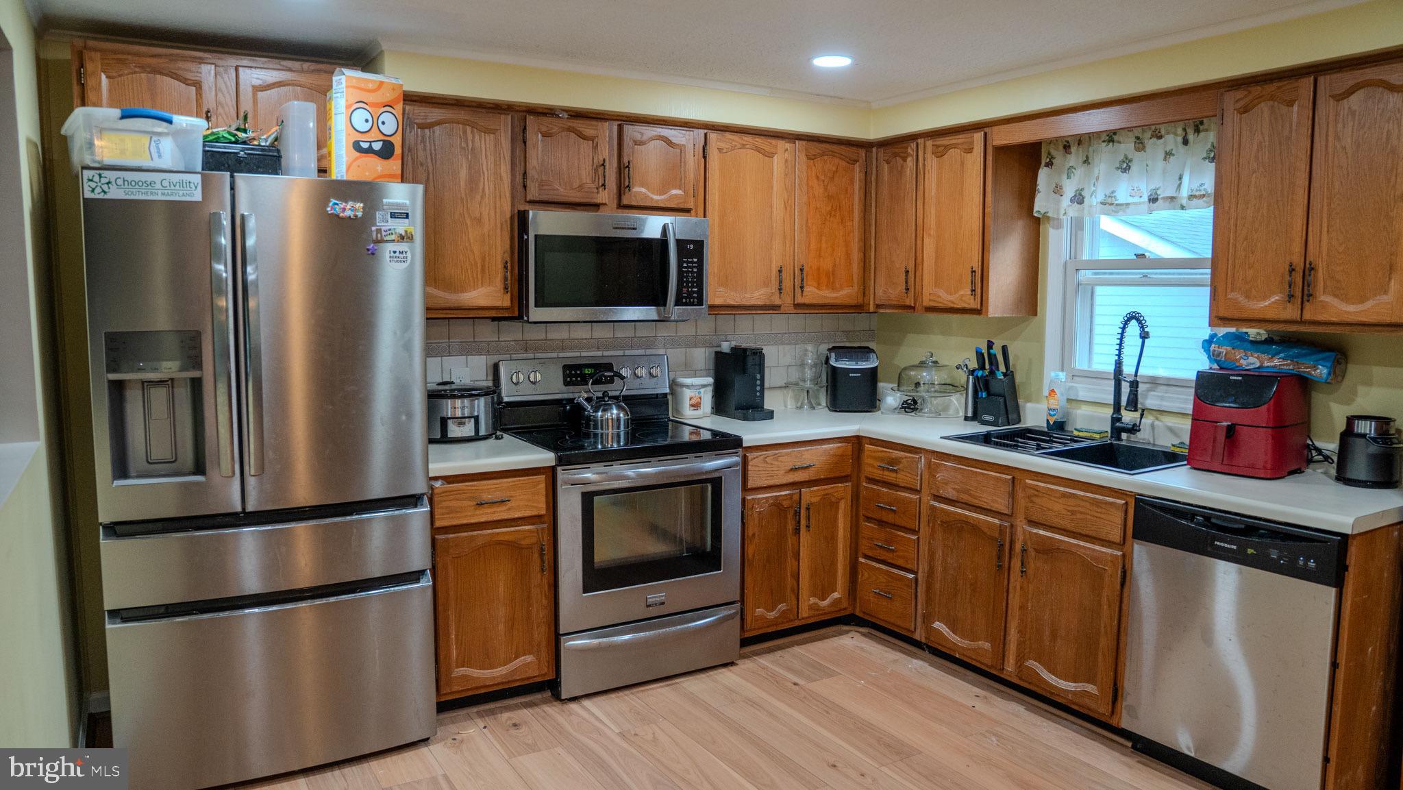 REGAL ESTATES - Residential