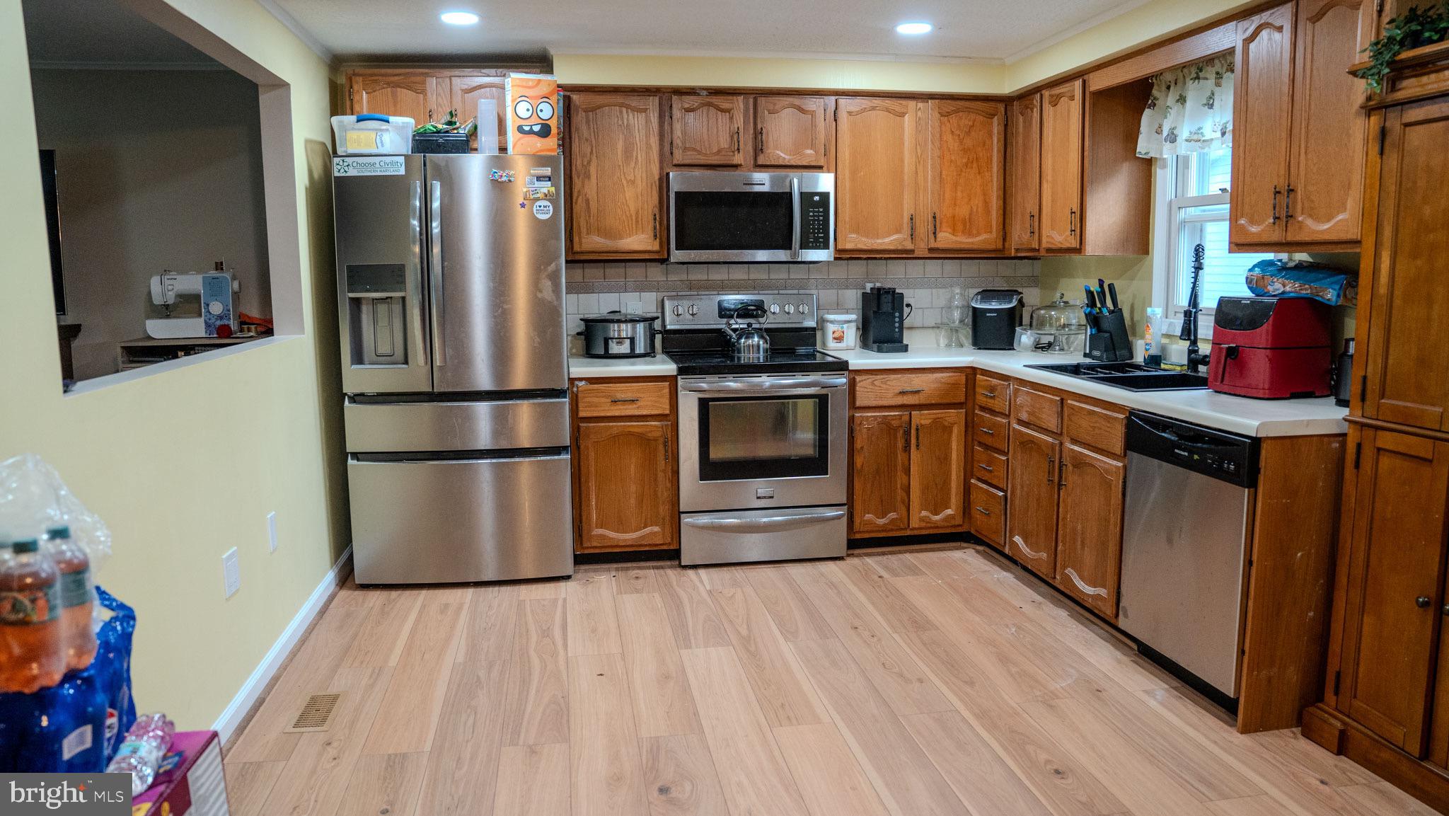REGAL ESTATES - Residential