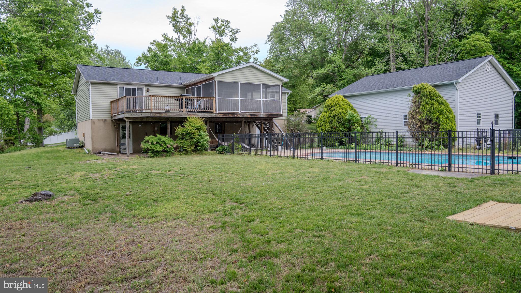 REGAL ESTATES - Residential