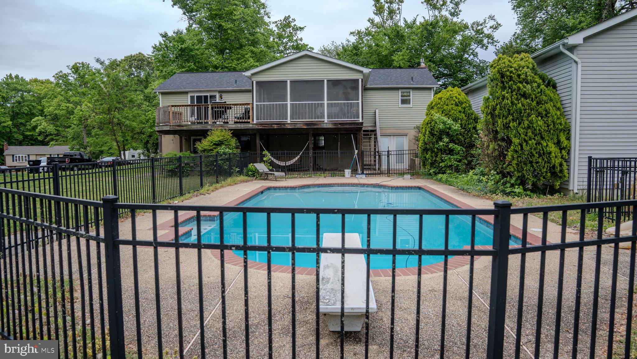 REGAL ESTATES - Residential