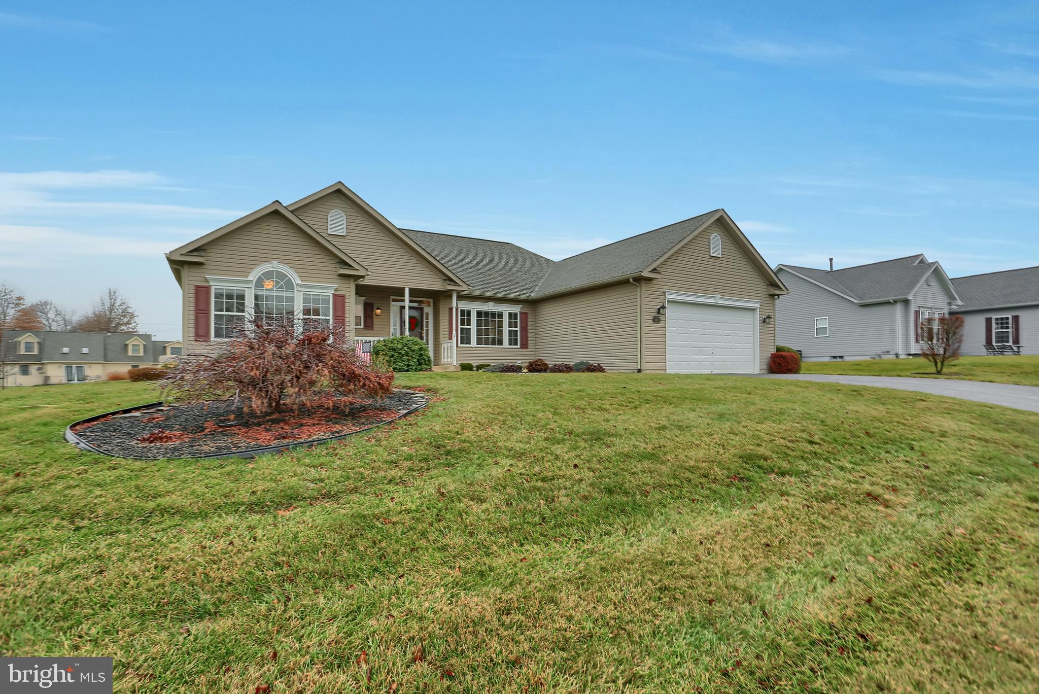 EAST VIEW ESTATES - Residential