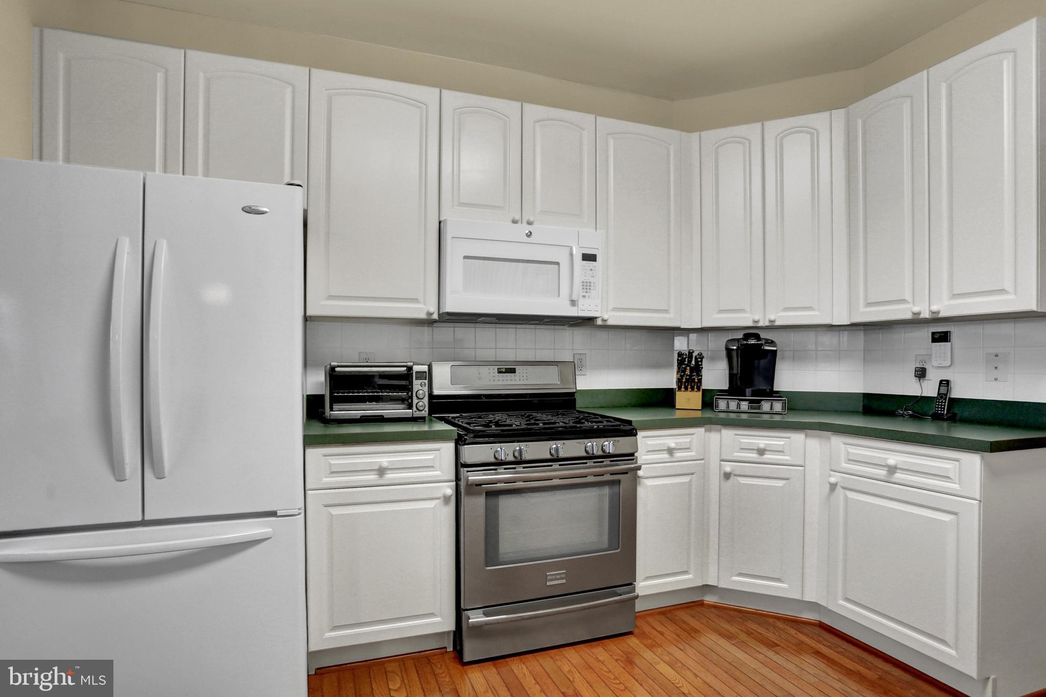 EAST VIEW ESTATES - Residential