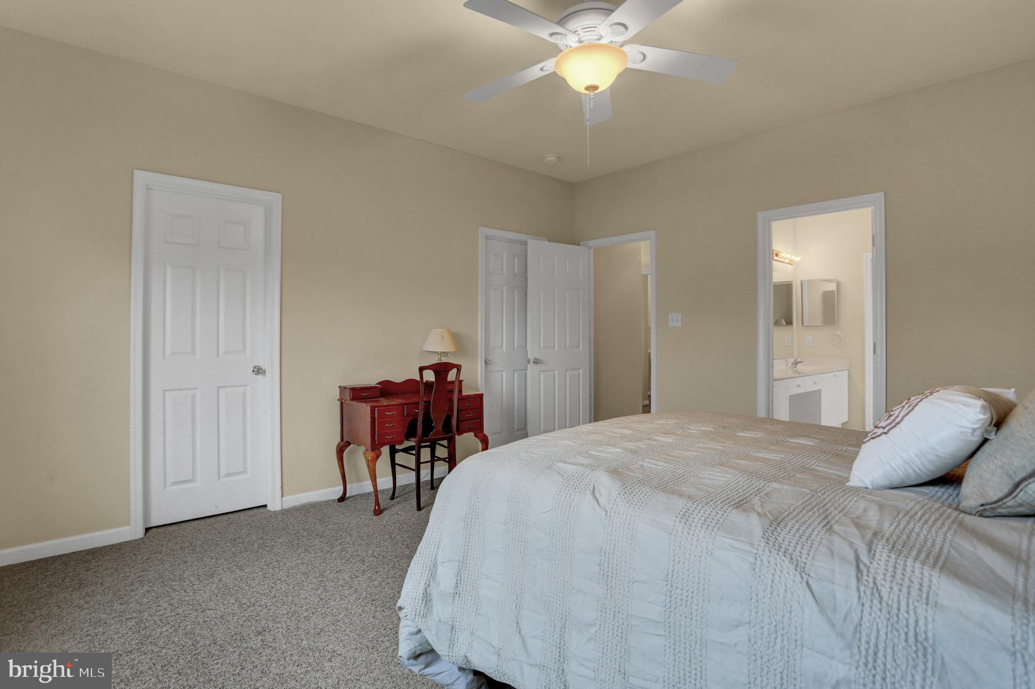 EAST VIEW ESTATES - Residential