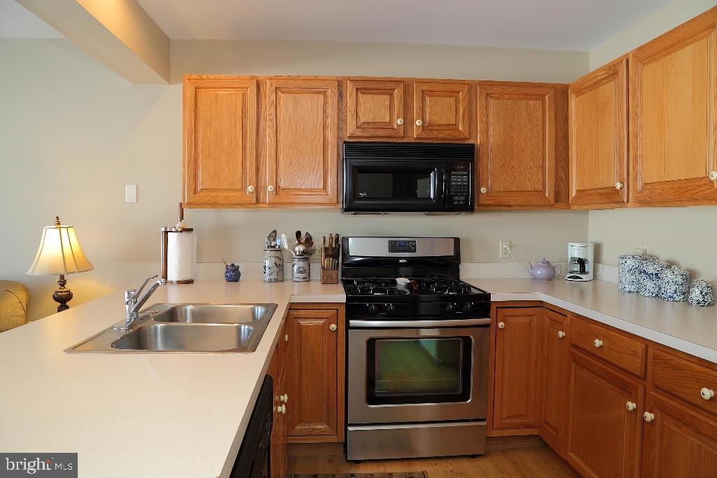 PEBBLE CREEK - Residential