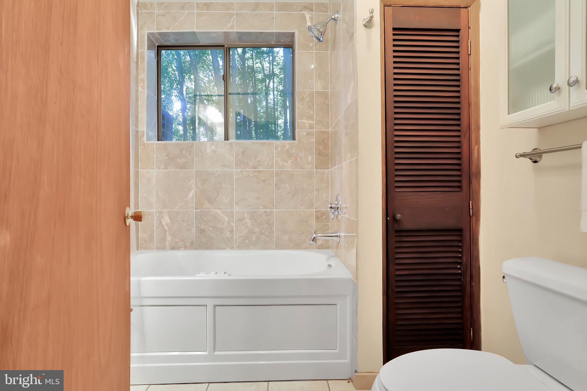 COOLFONT MOUNTAINSIDE - Residential