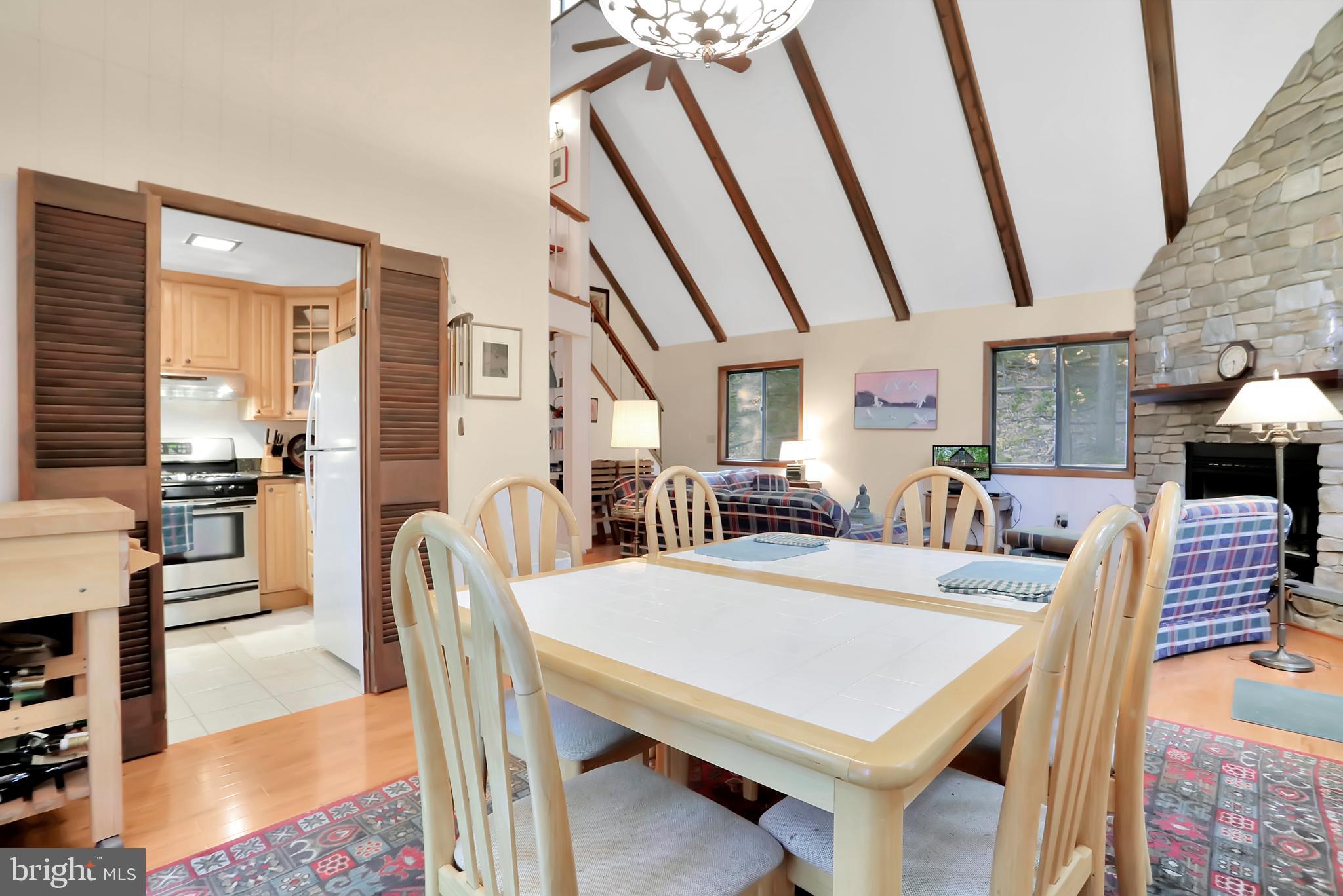 COOLFONT MOUNTAINSIDE - Residential