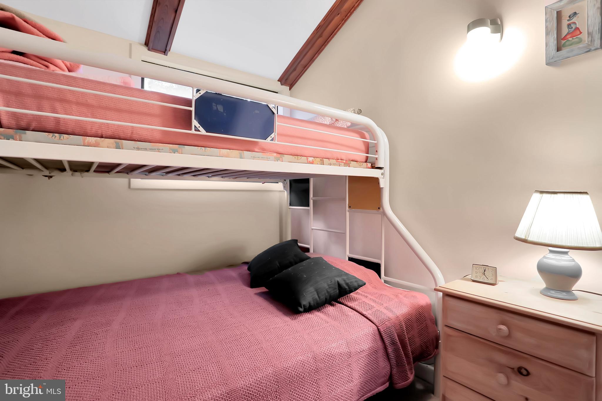 COOLFONT MOUNTAINSIDE - Residential