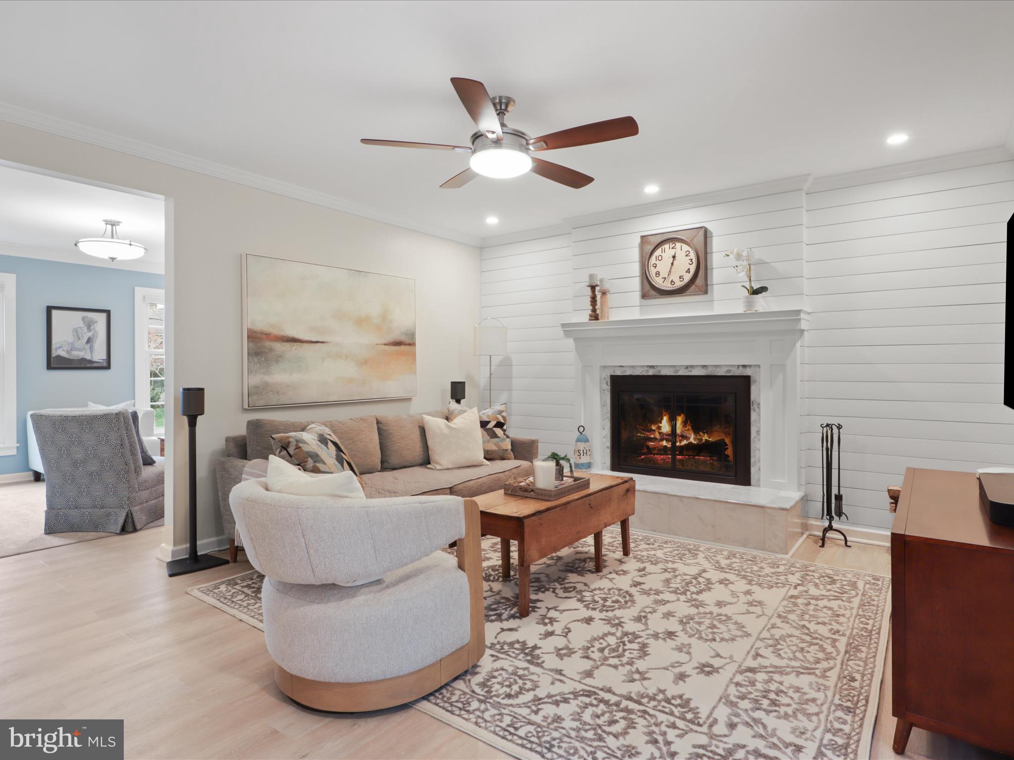 RESTON - Residential