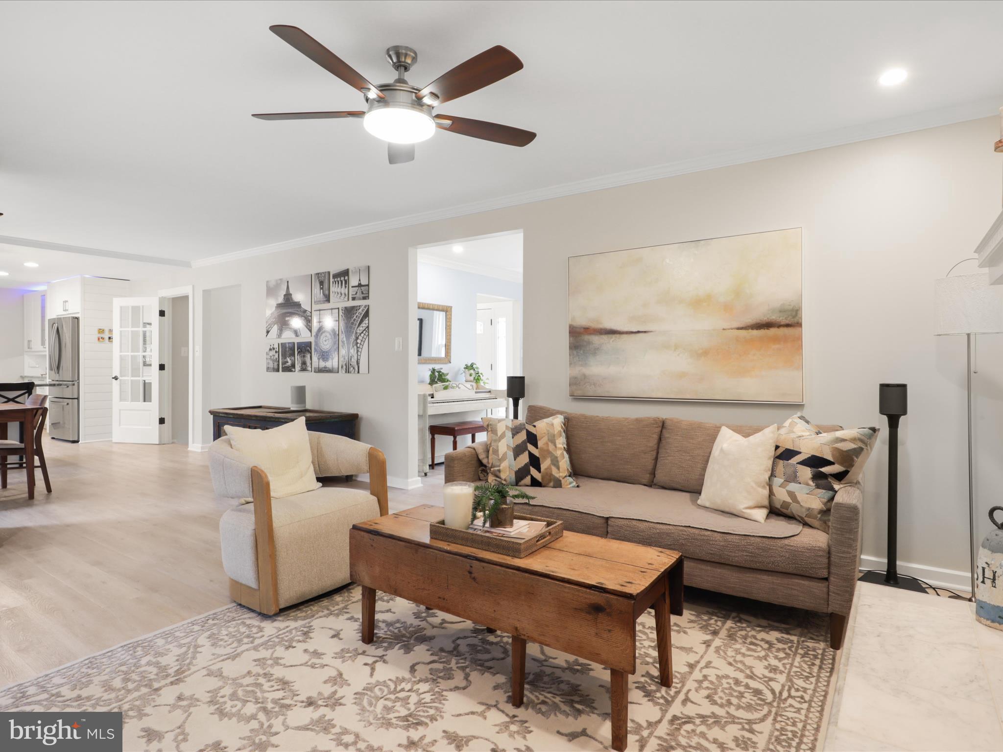 RESTON - Residential