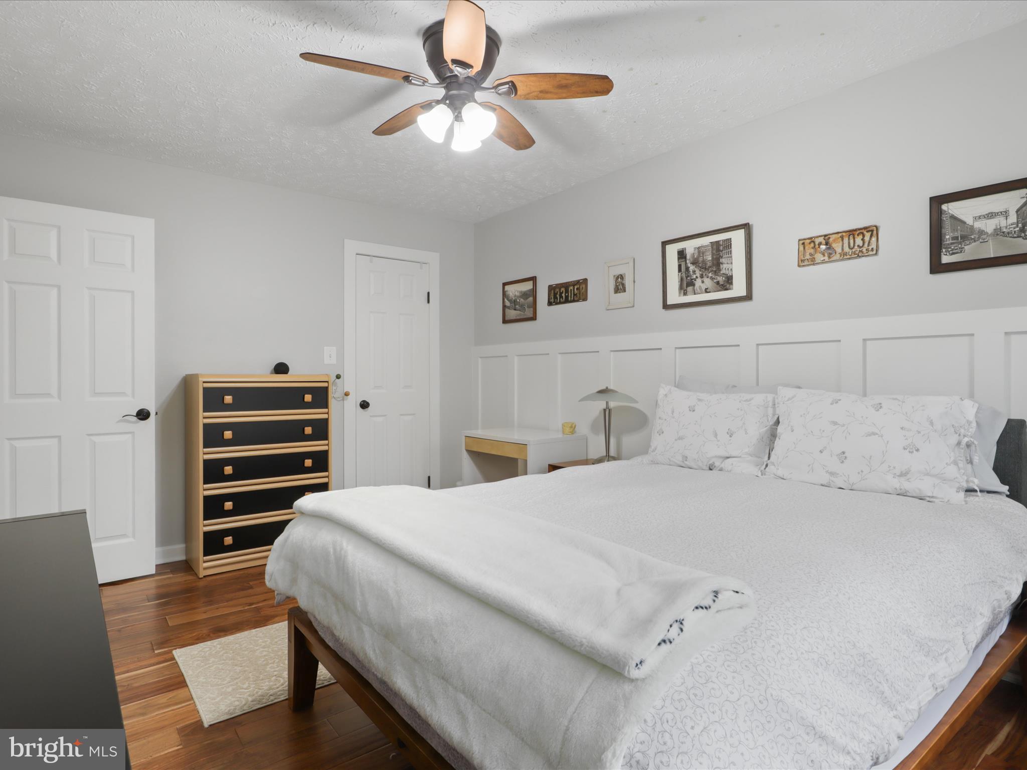 RESTON - Residential