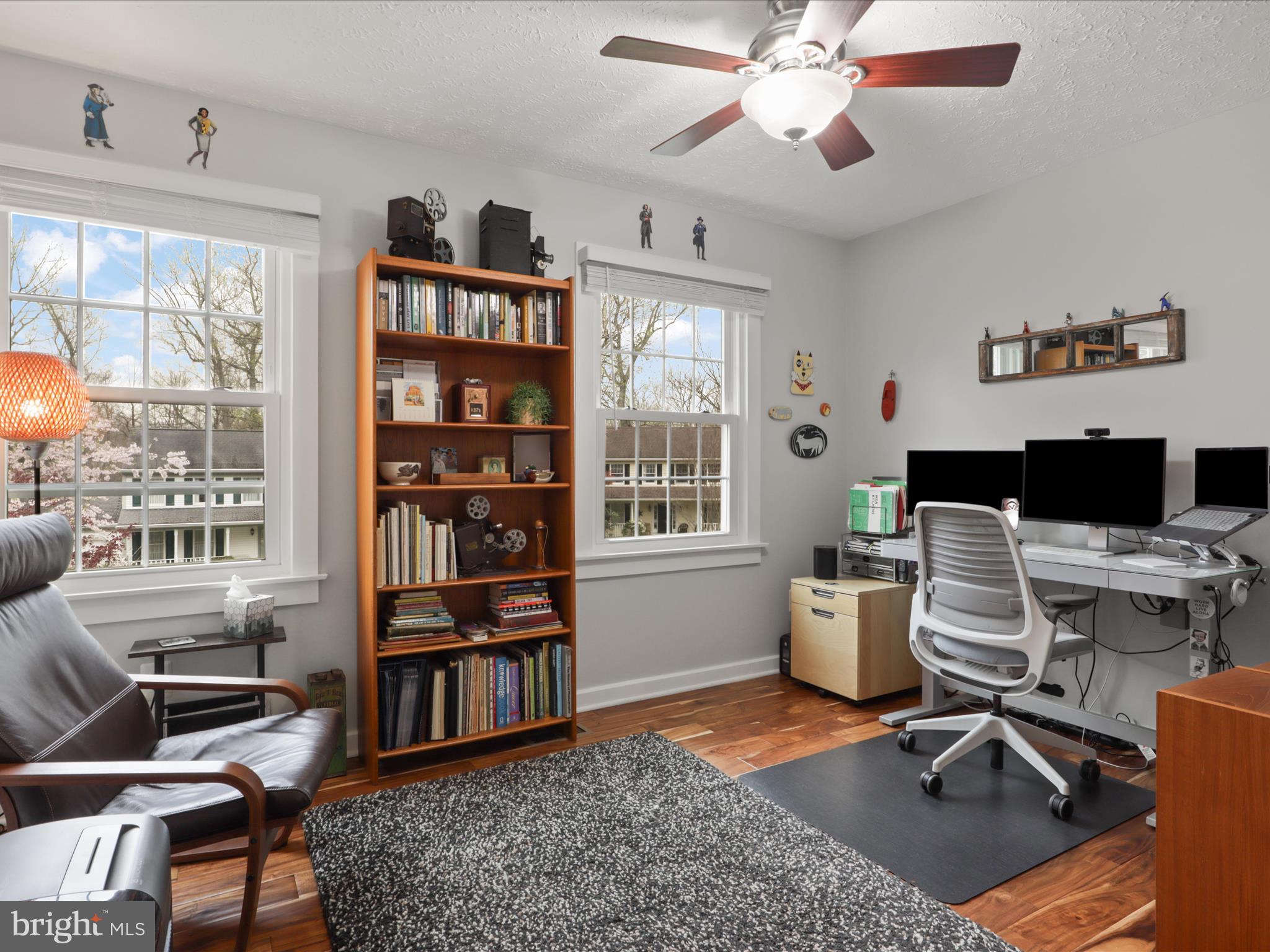 RESTON - Residential