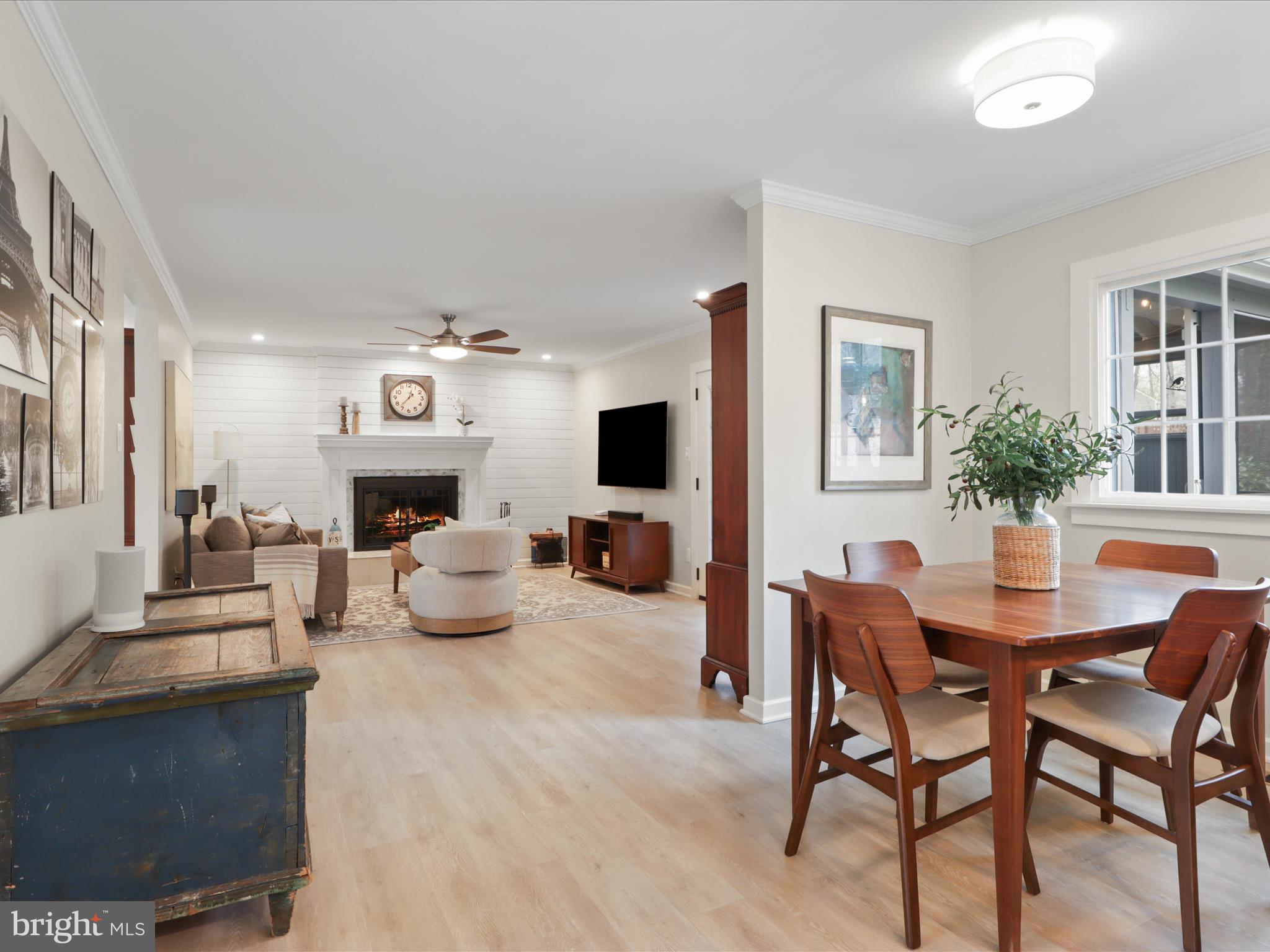 RESTON - Residential