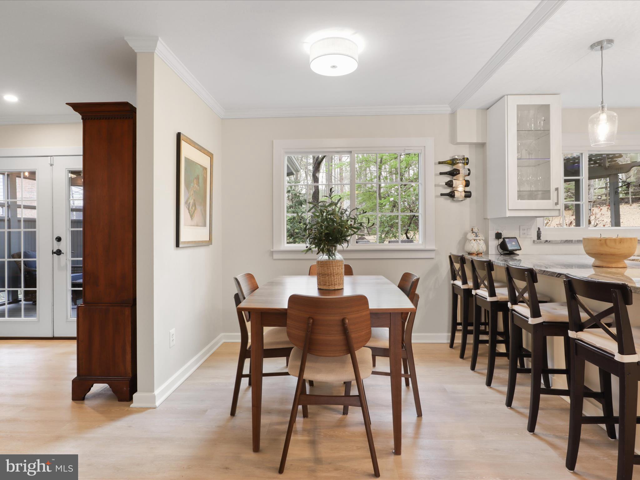 RESTON - Residential