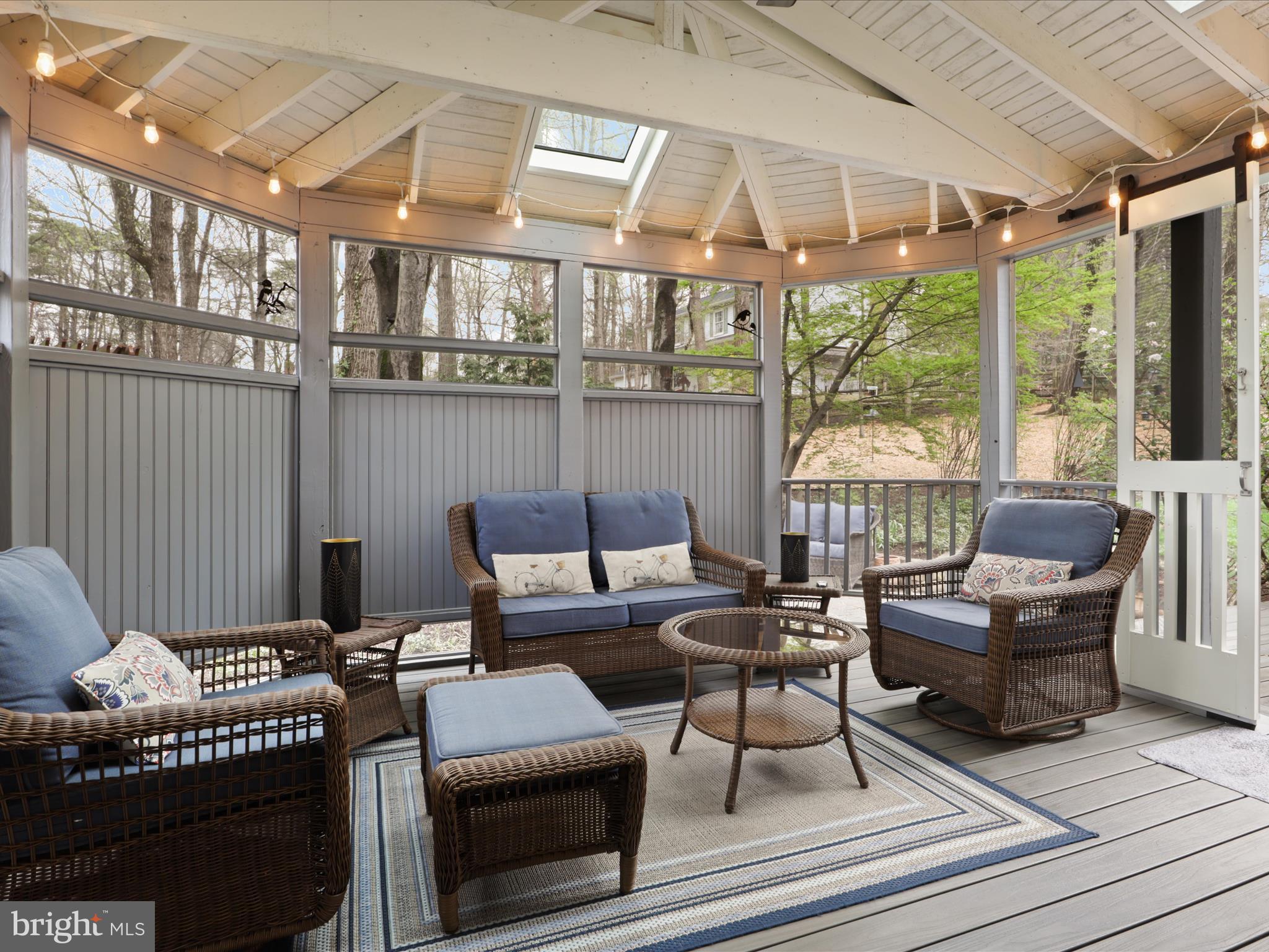 RESTON - Residential