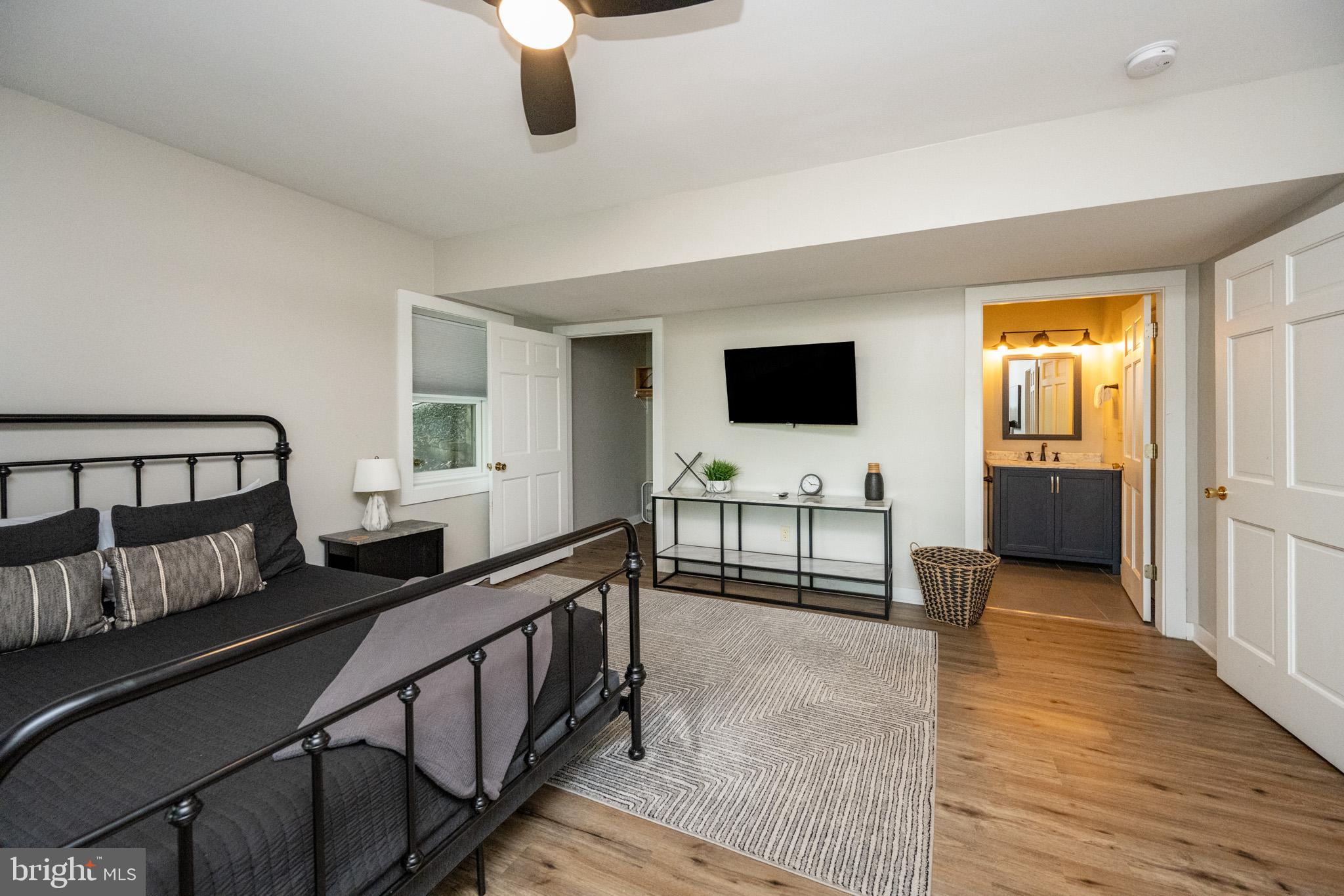 NORTHGLADE HILLS - Residential