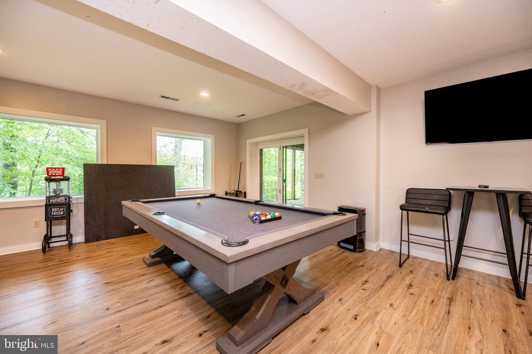 NORTHGLADE HILLS - Residential