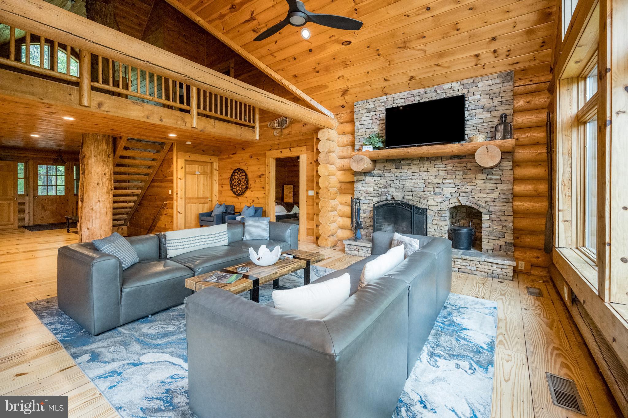 NORTHGLADE HILLS - Residential