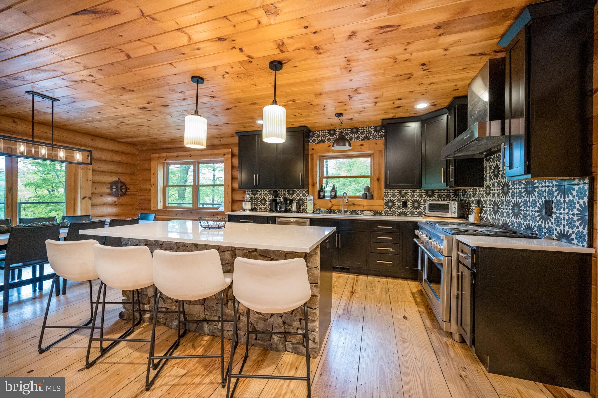 NORTHGLADE HILLS - Residential