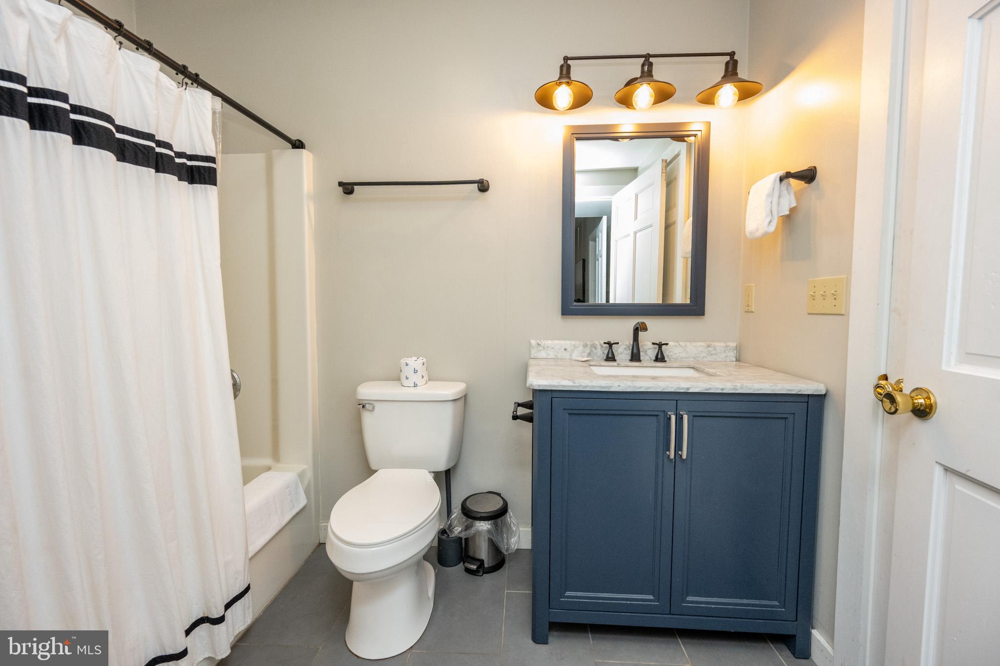 NORTHGLADE HILLS - Residential