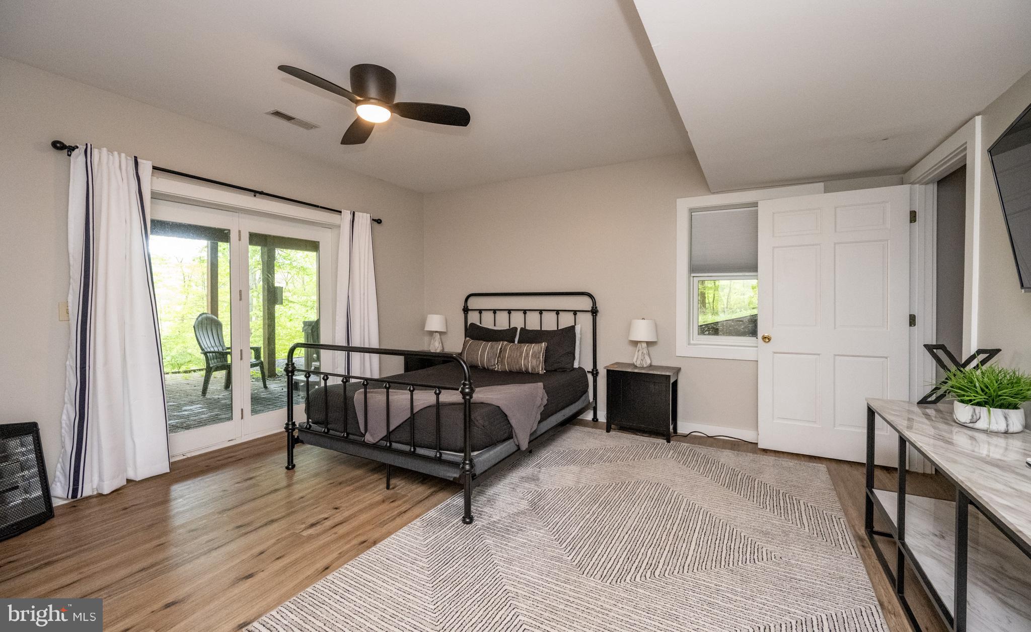 NORTHGLADE HILLS - Residential