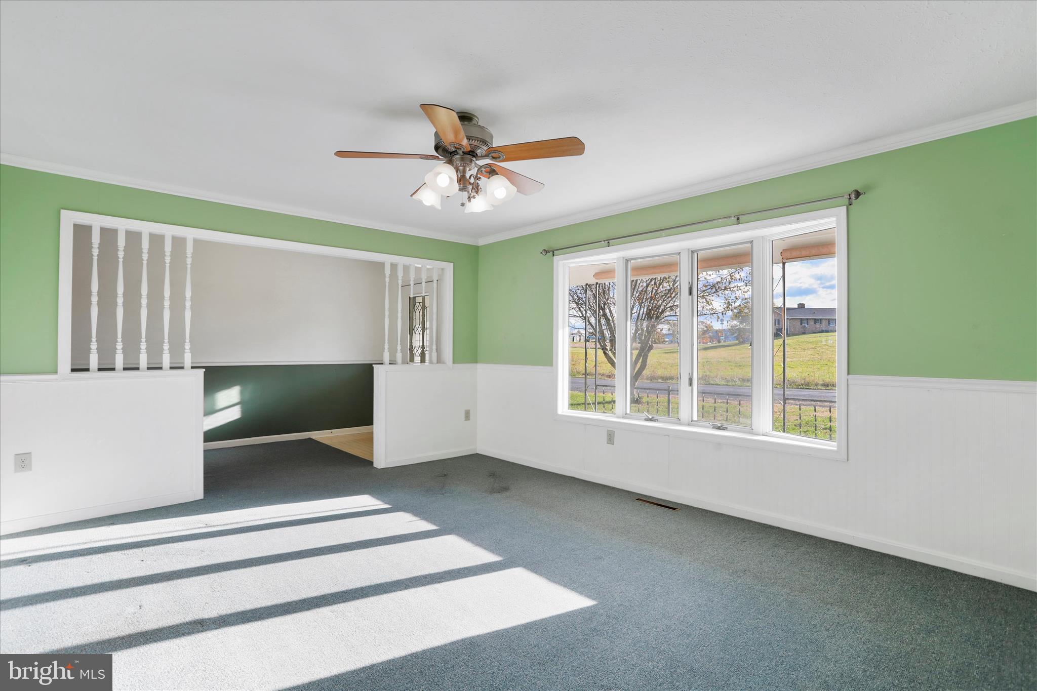 80 HONEYSUCKLE AVENUE