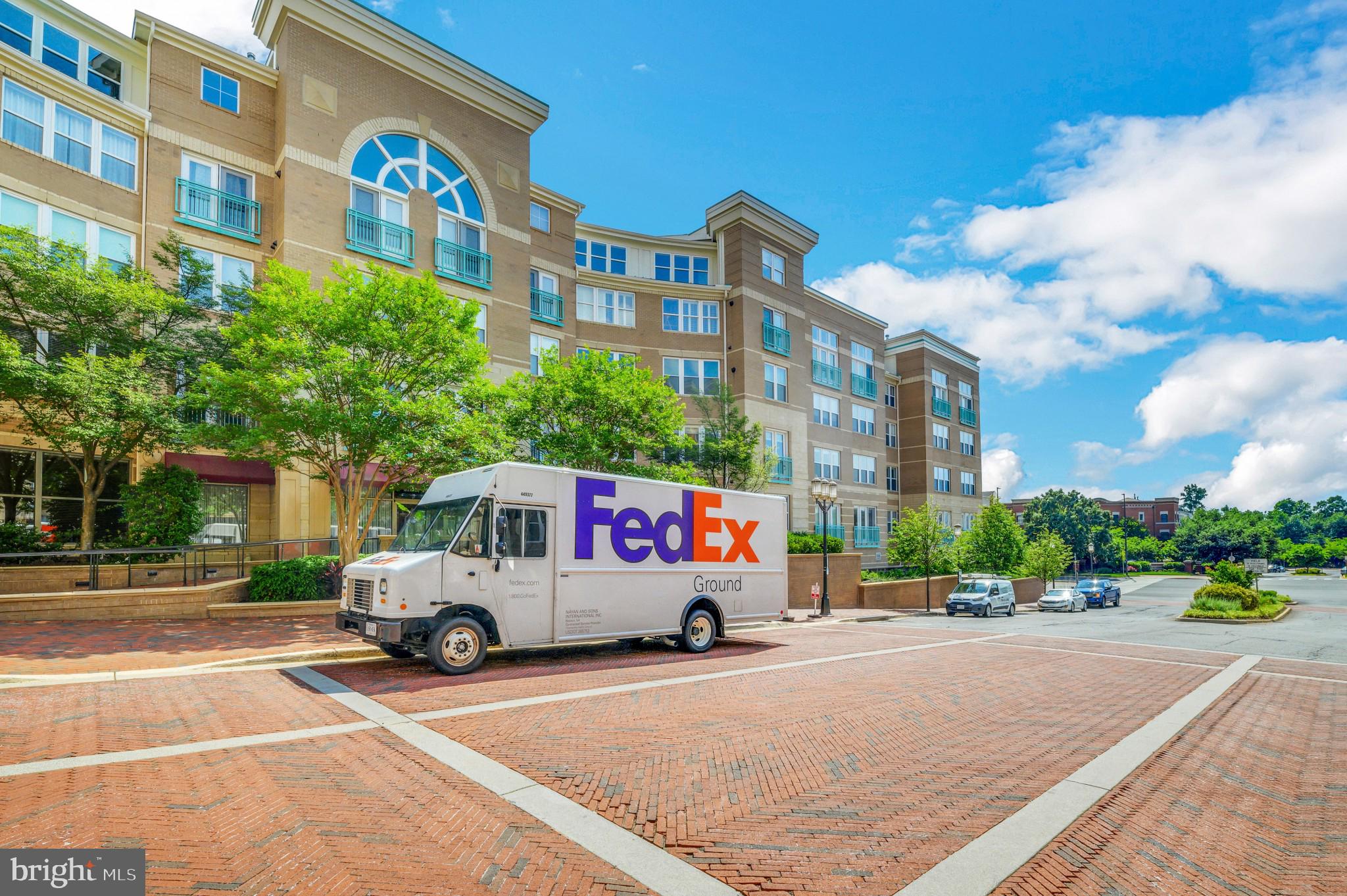 MARKET STREET AT TOWN CENTER - Residential