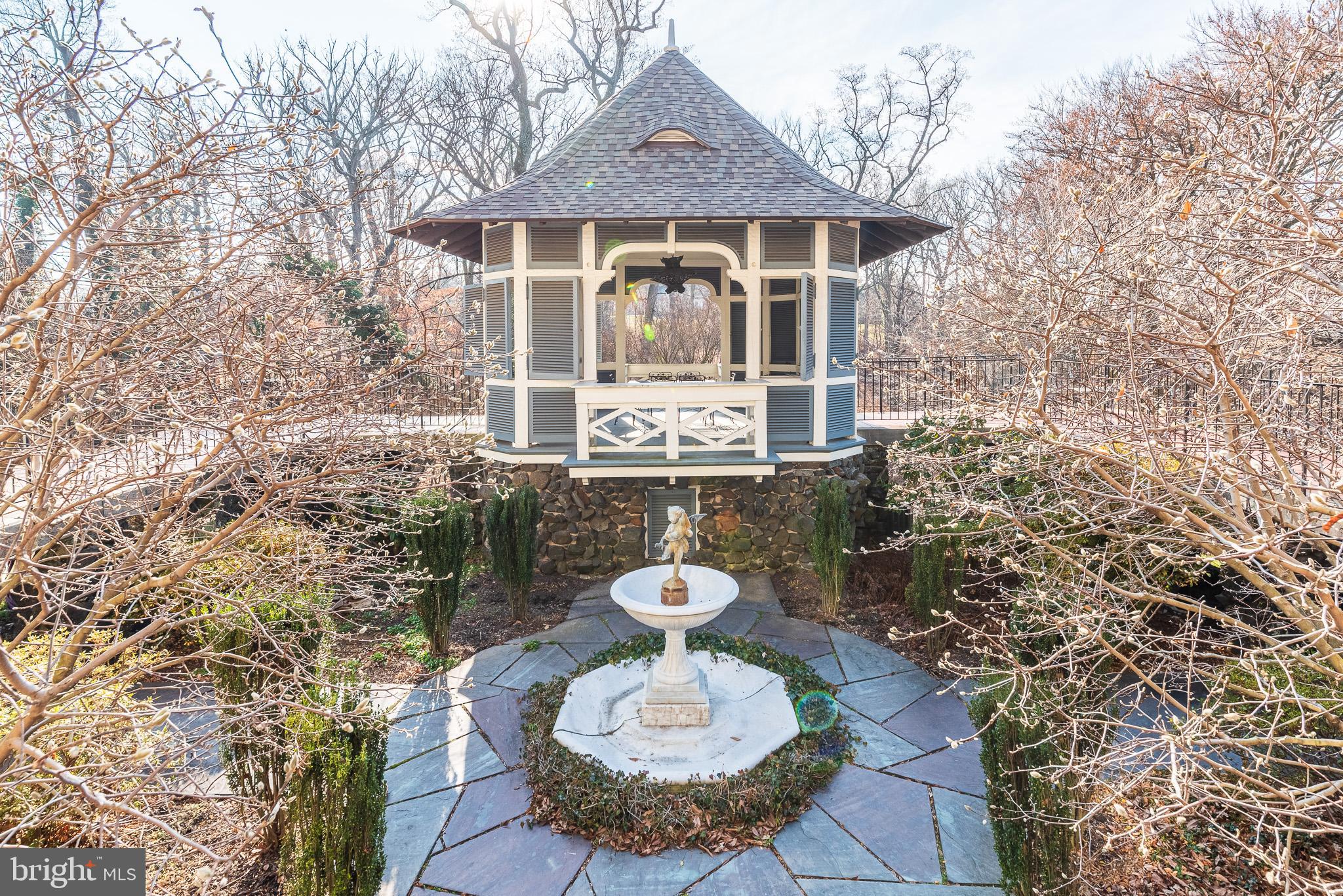 DEVON HILL - Residential Lease