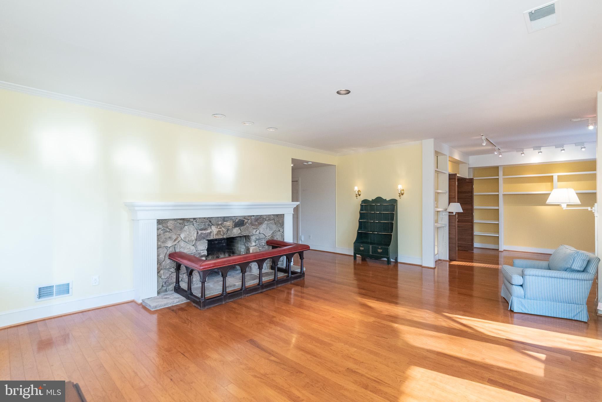 DEVON HILL - Residential Lease