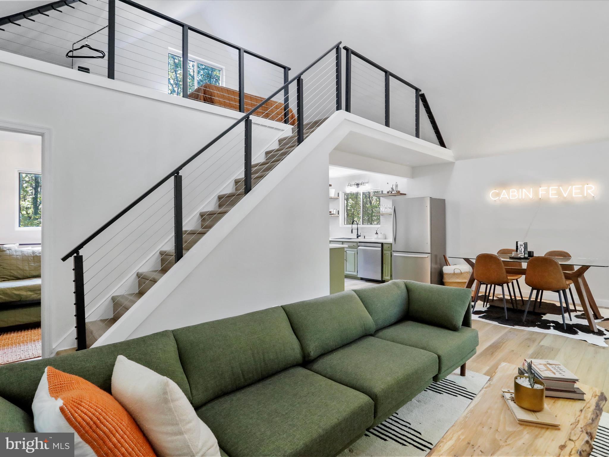 SHORT MOUNTAIN VILLAGE - Residential