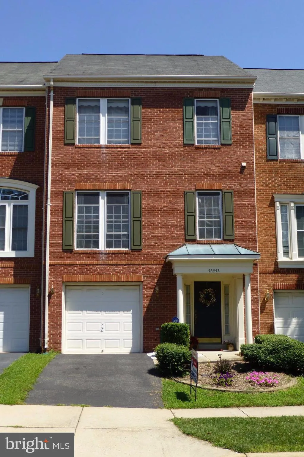 Additional image 2 of 42942 Golf View Drive, Chantilly, VA 20152