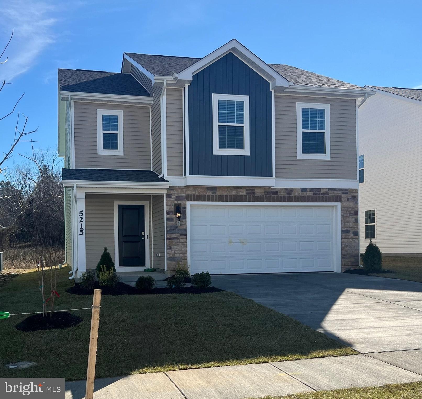 WEST WIND - Residential Lease