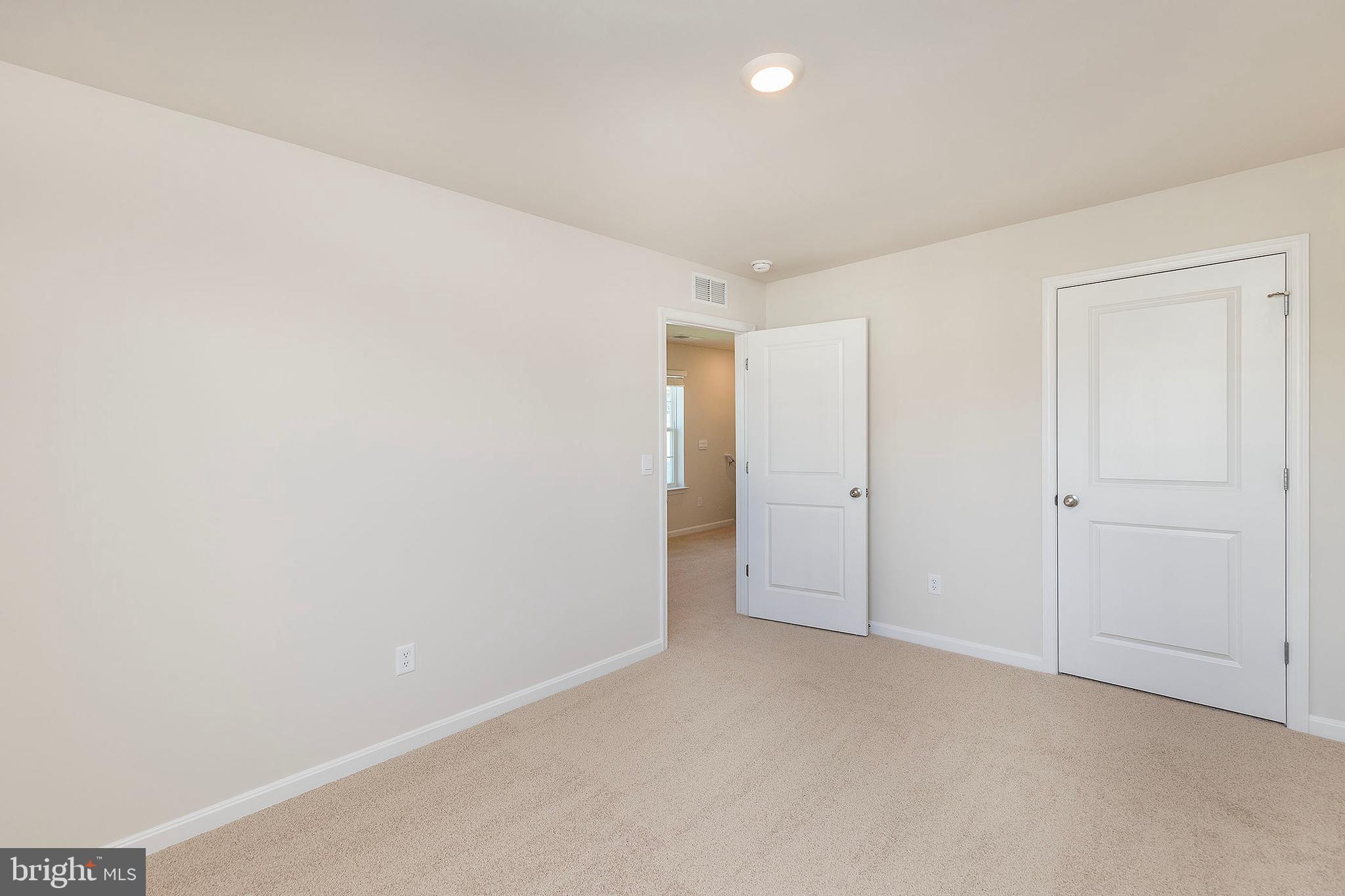 WEST WIND - Residential Lease