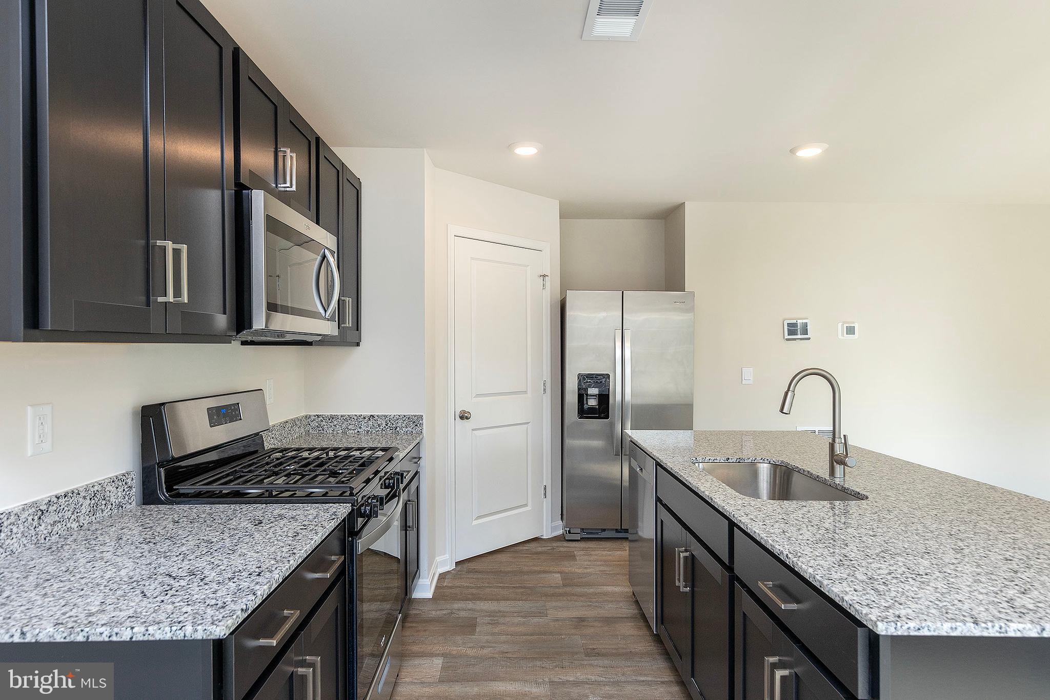 WEST WIND - Residential Lease