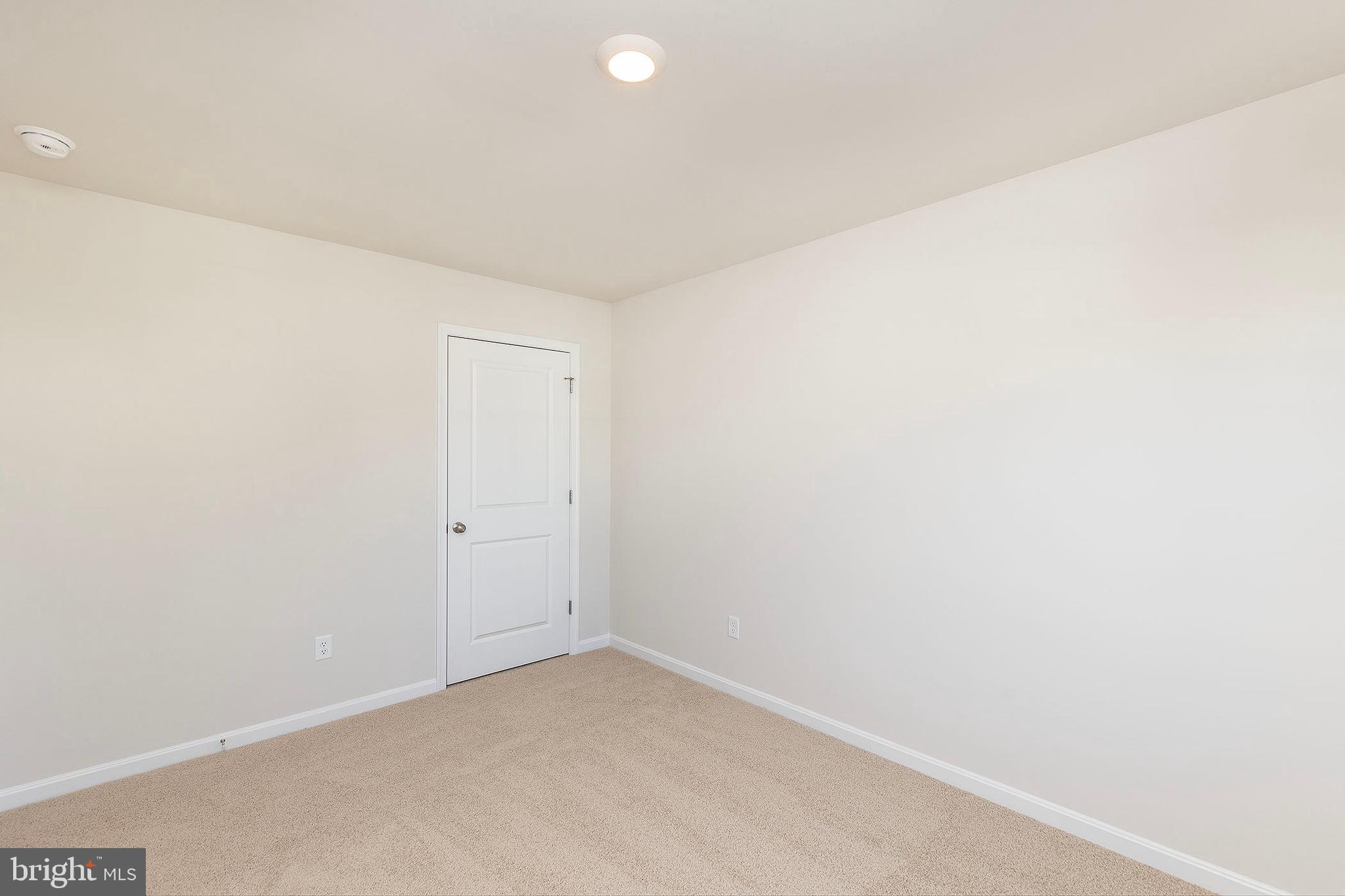 WEST WIND - Residential Lease