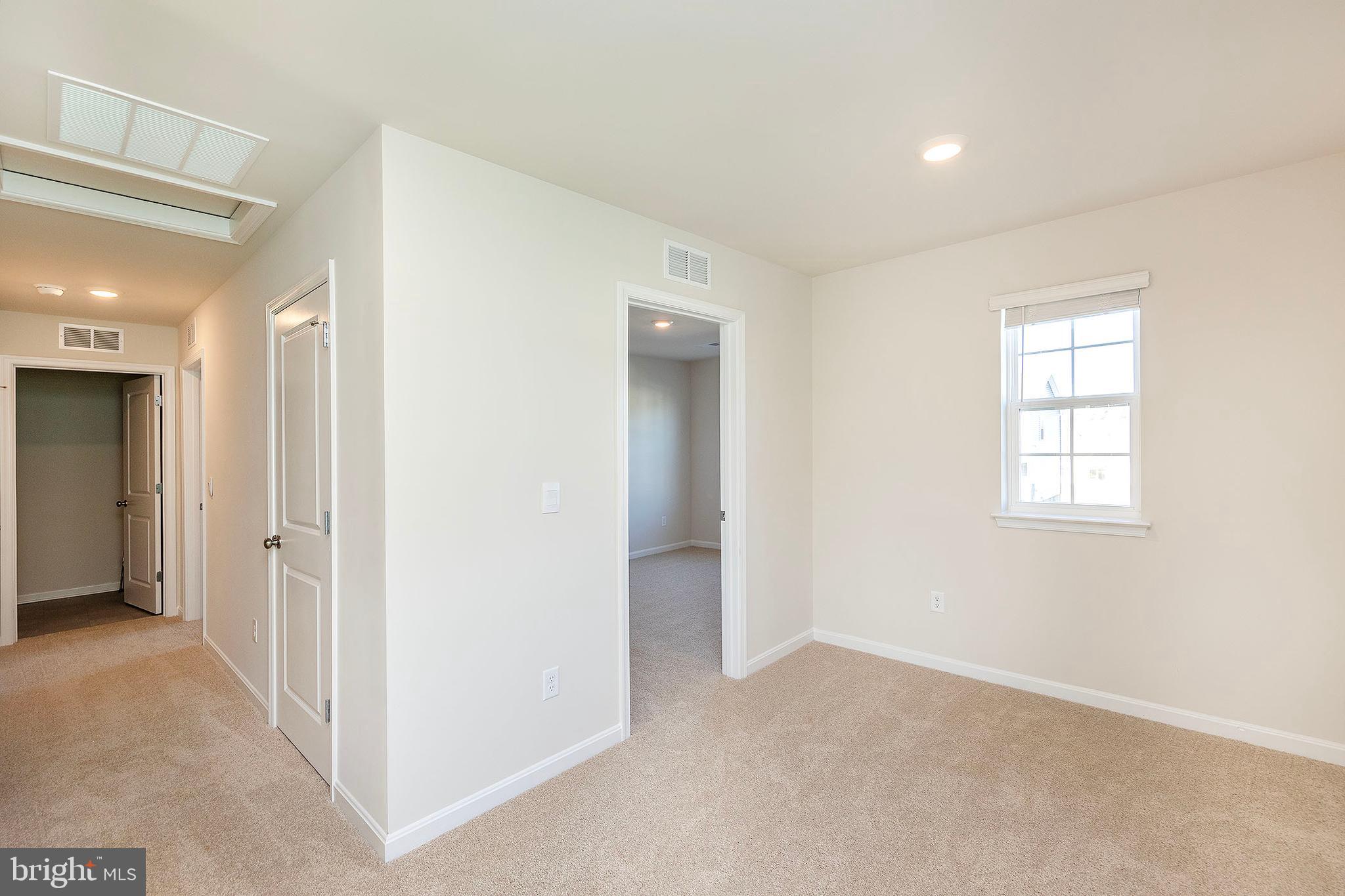 WEST WIND - Residential Lease