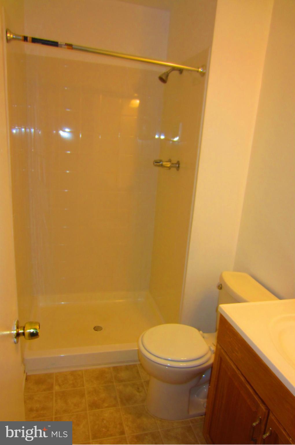 KEENE MILL WOODS - Residential Lease