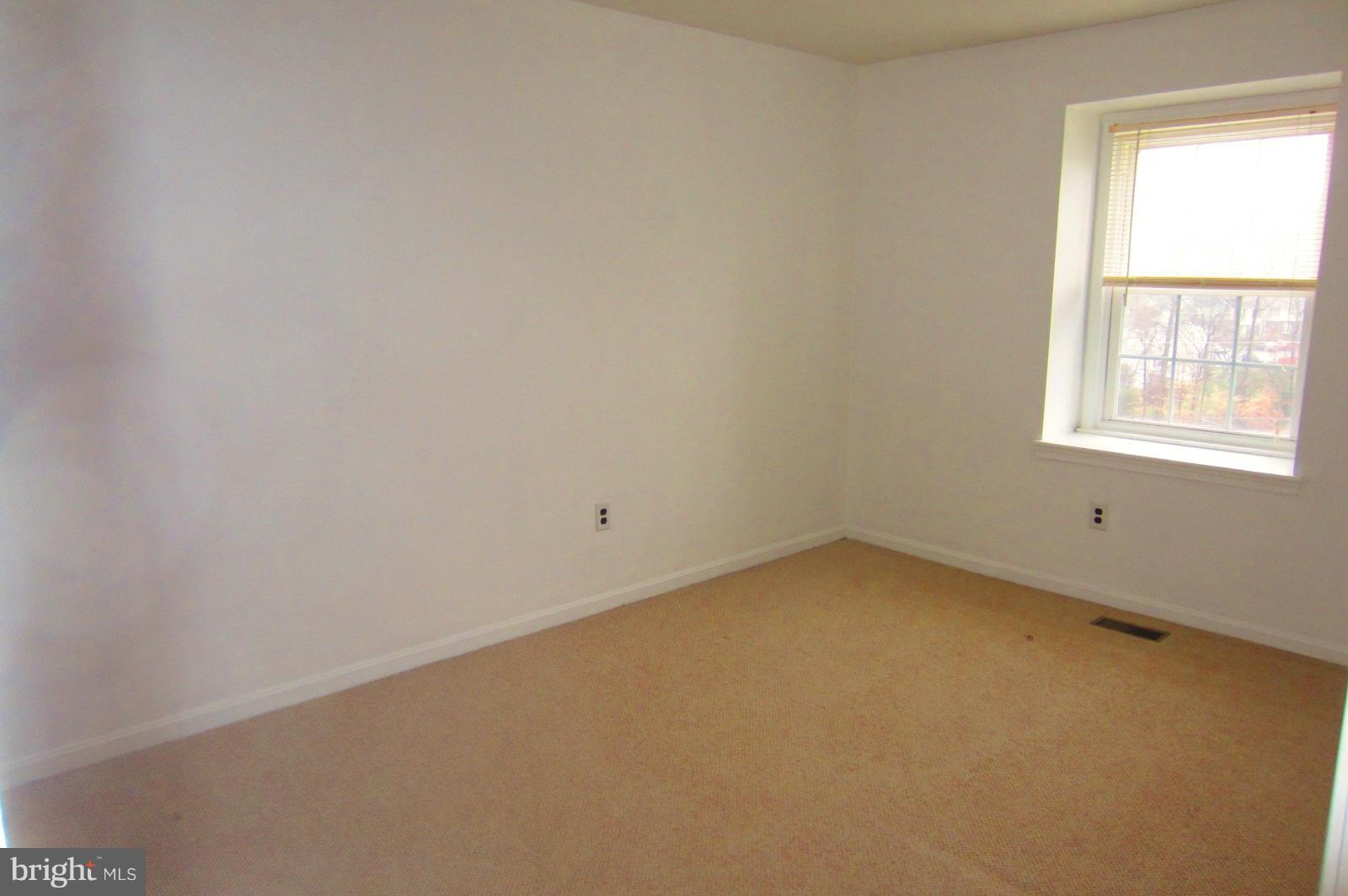 KEENE MILL WOODS - Residential Lease