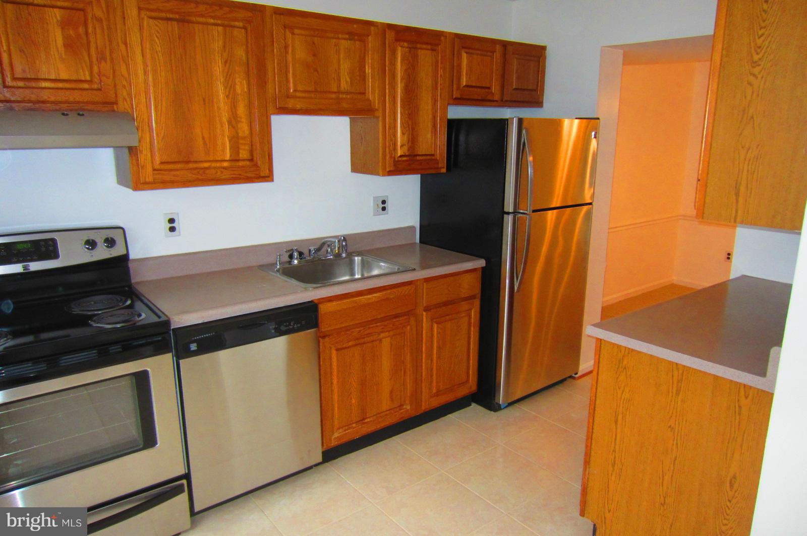 KEENE MILL WOODS - Residential Lease