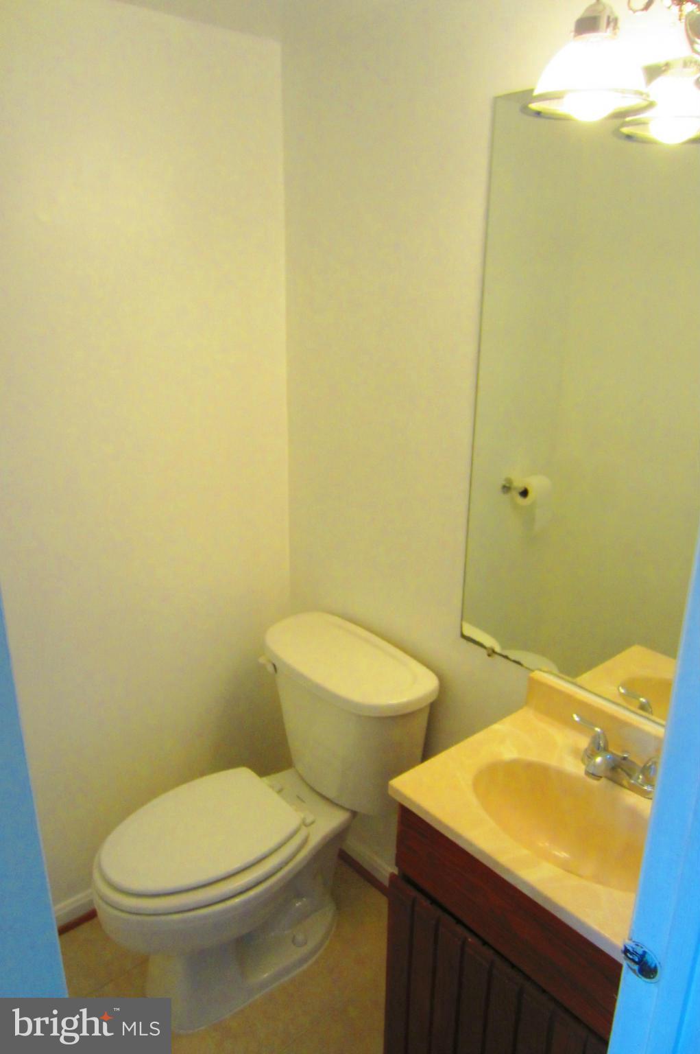 KEENE MILL WOODS - Residential Lease