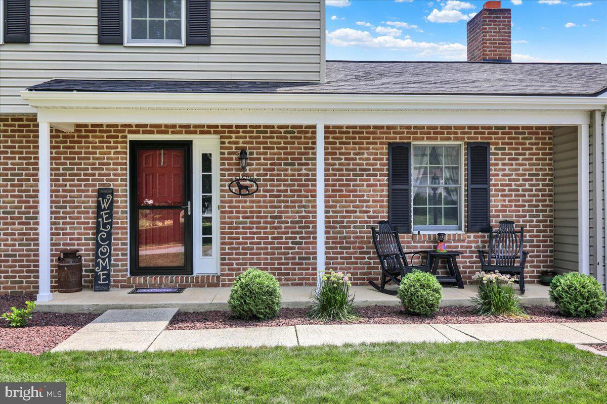 1110 STRAWBERRY RUN