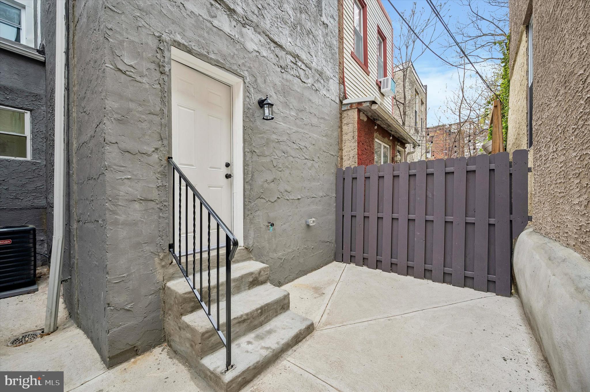 WEST PHILADELPHIA - Residential