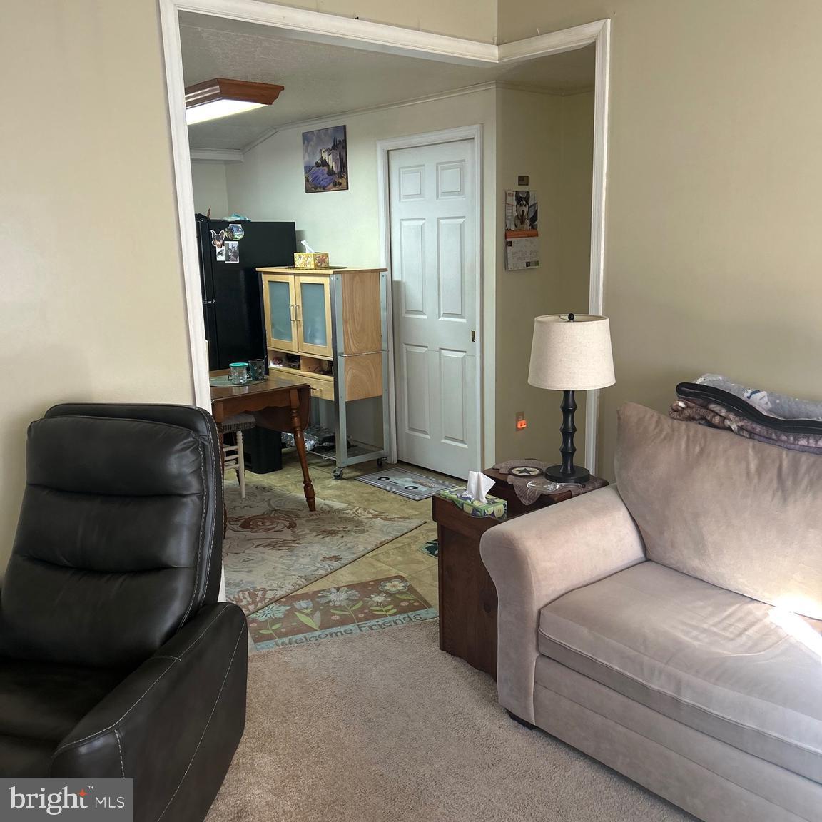 WEST LAWN - Residential