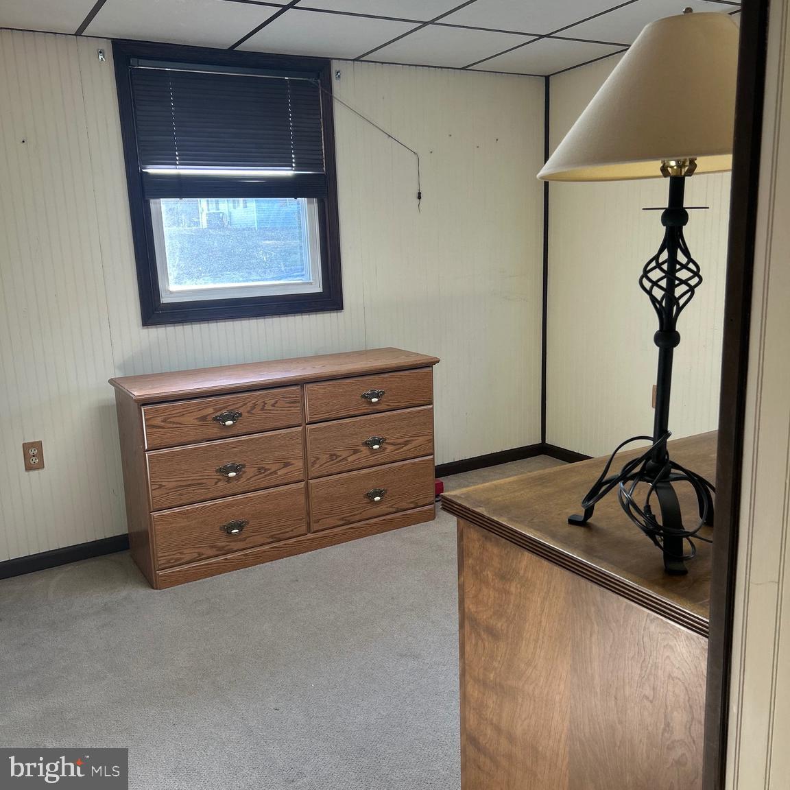 WEST LAWN - Residential