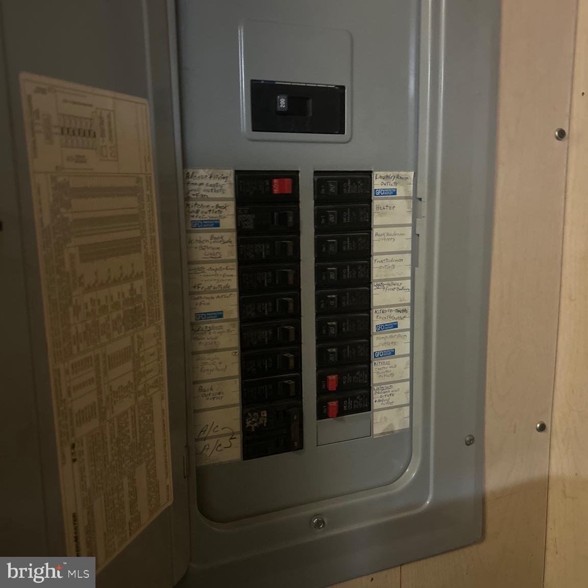 WEST LAWN - Residential