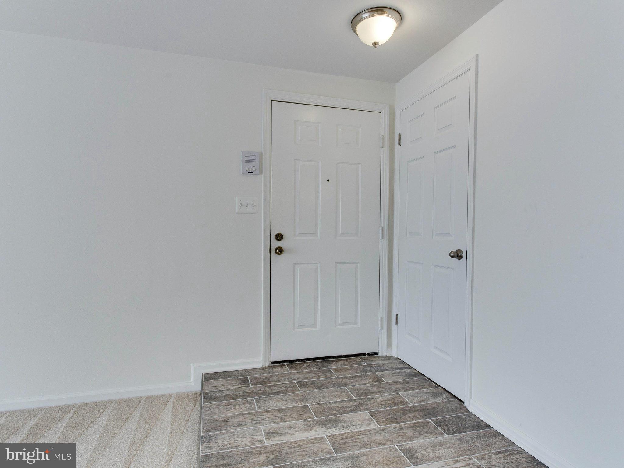 STRATFORD PLACE AT KINGS - Residential