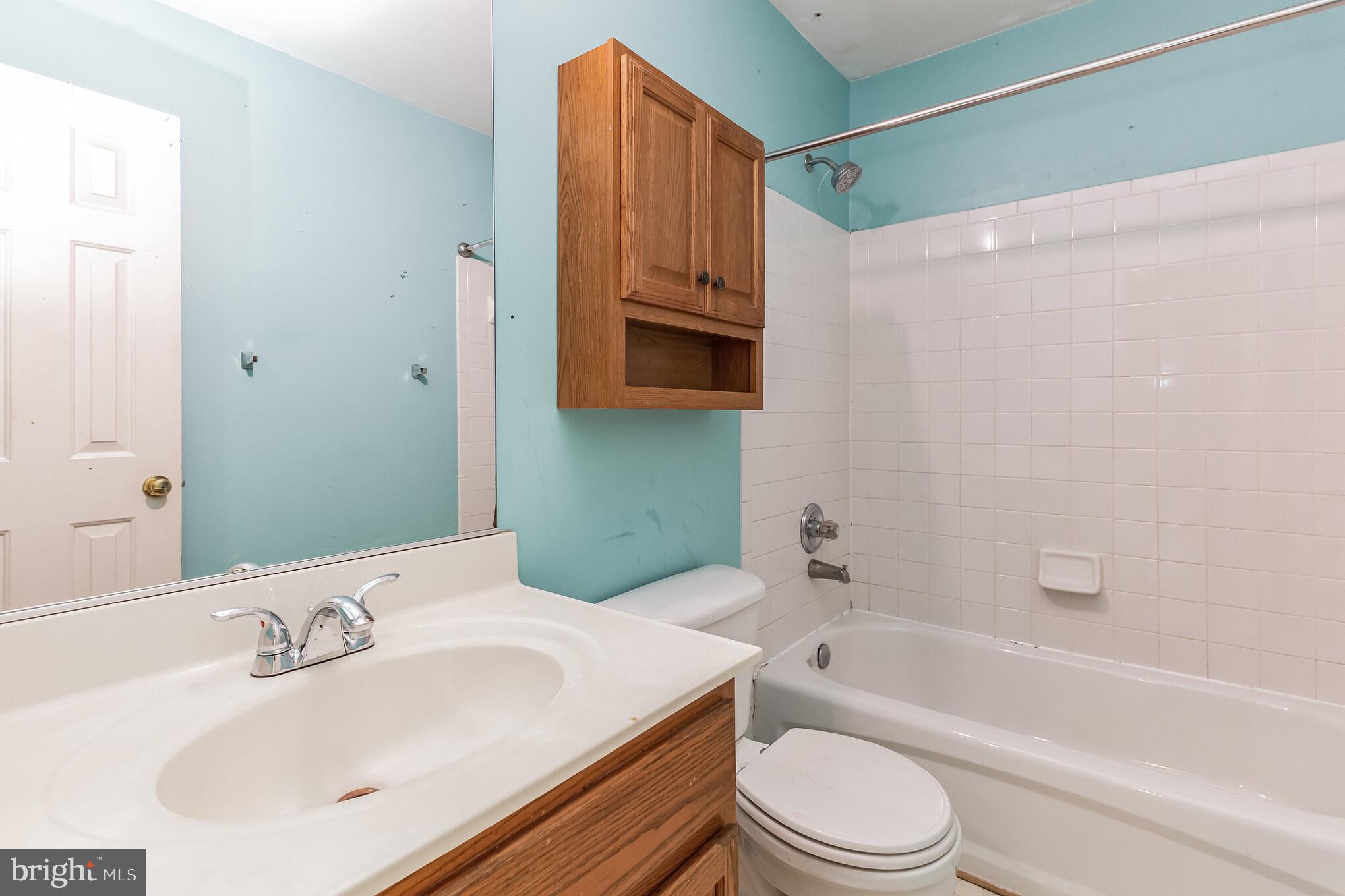 CHURCHILL TOWN SECTOR - Residential