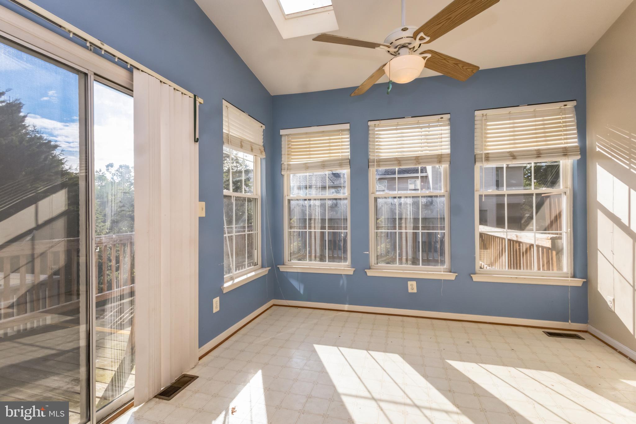 CHURCHILL TOWN SECTOR - Residential